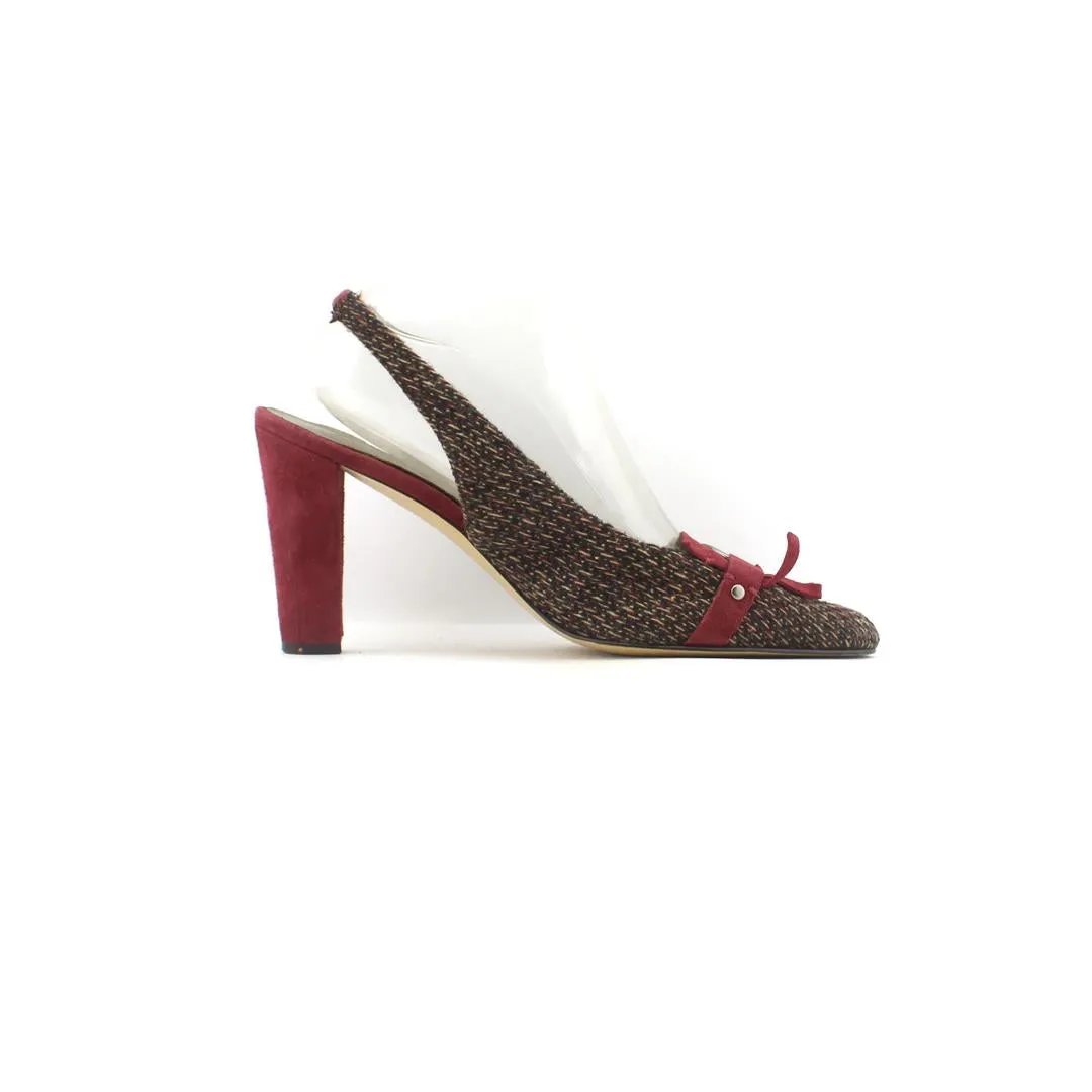 AK ANNE KLEIN .