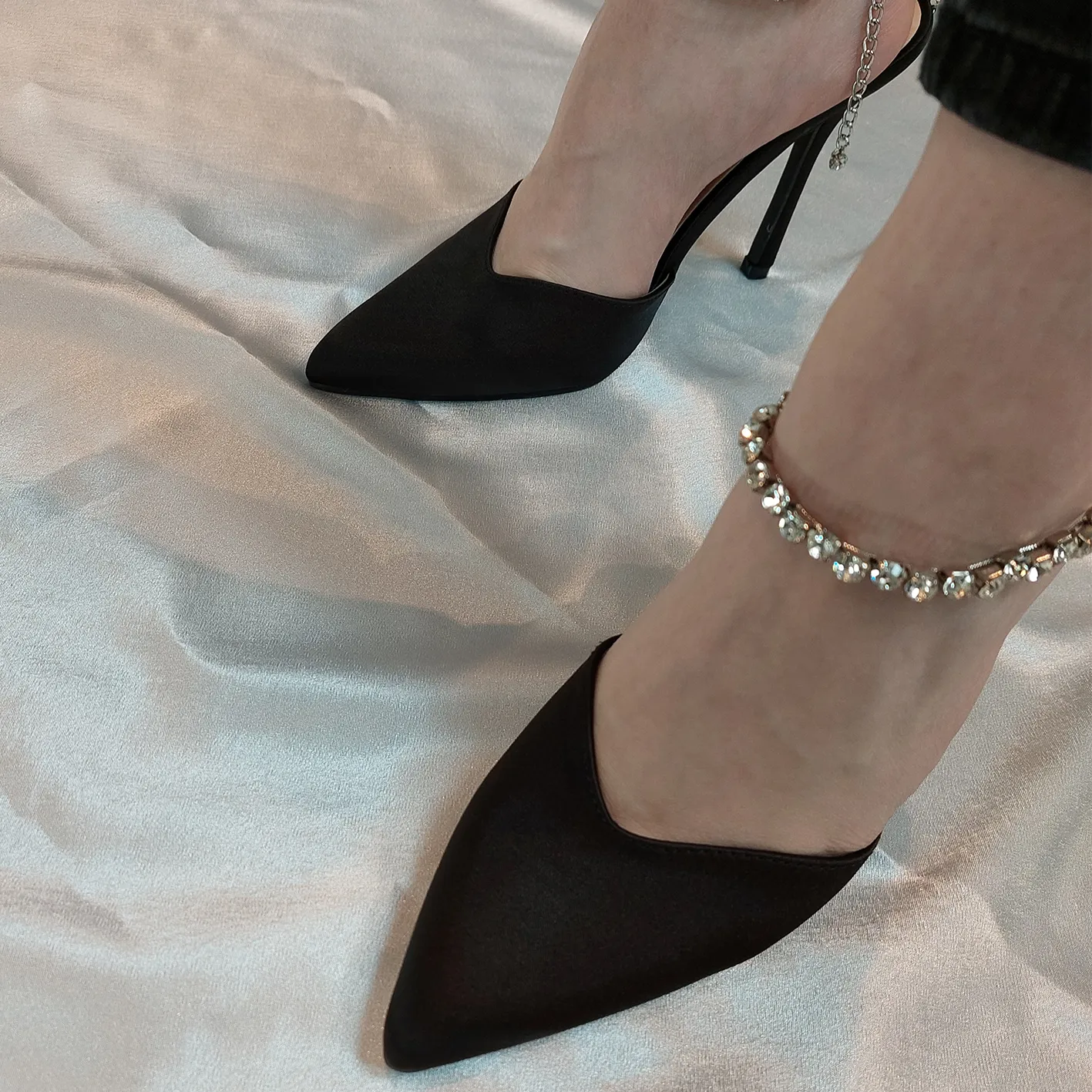 ANDREA WOMEN'S SATIN DIAMANTE ANKLE CHAIN COURT SHOES BLACK