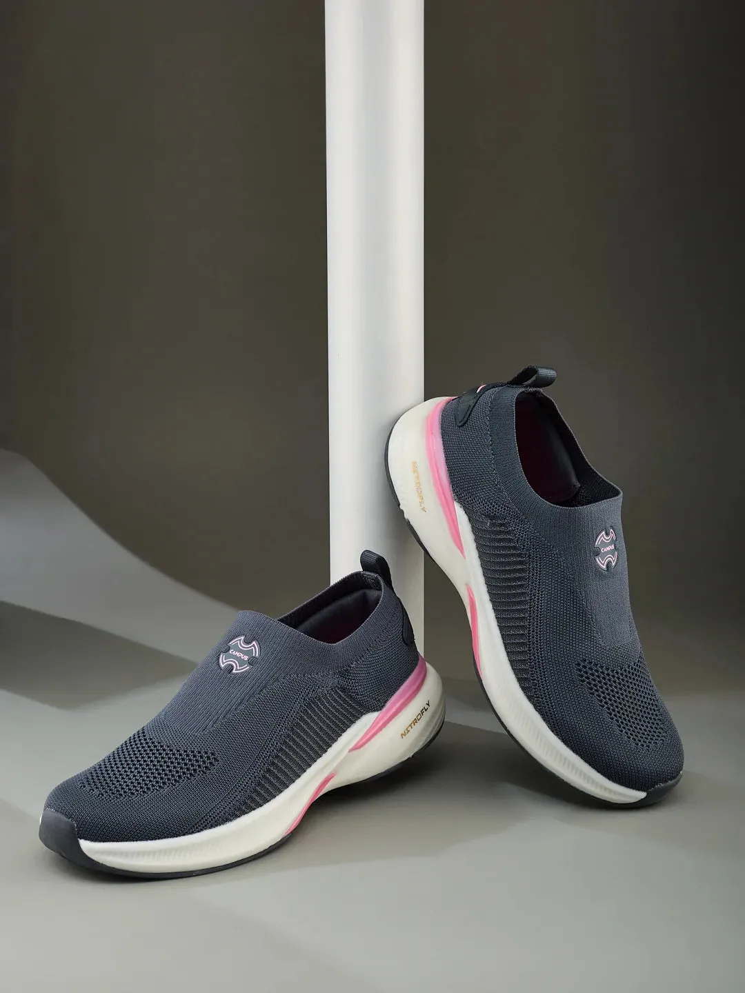 MADRA GREY Women's Walking Shoes