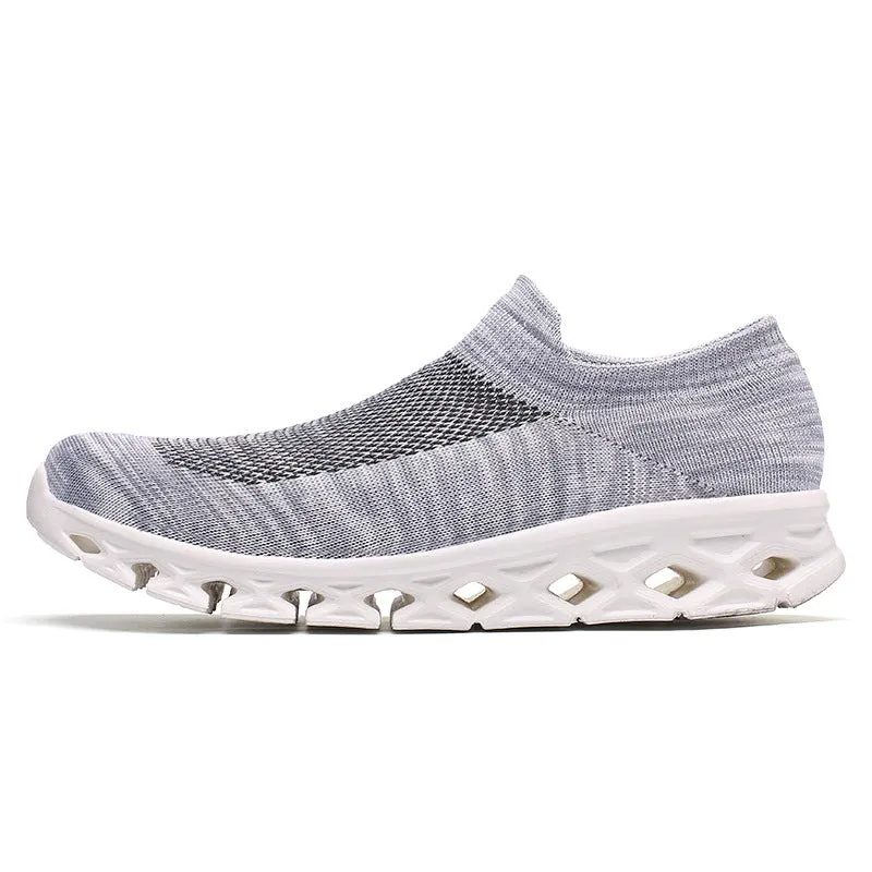 Men Outdoor Walking Flying Woven Breathable Ultra-light Walking Shoes