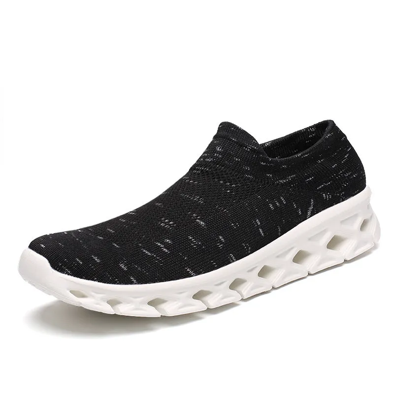 Men Outdoor Walking Flying Woven Breathable Ultra-light Walking Shoes